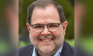 ABD'nin yeni tarifeleri sigorta sektörünü nasıl etkiliyor? Detaylı analiz ve