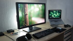 Dizüstü bilgisayarınızı masaüstü gibi kullanmanın pratik yollarını keşfedin ve verimliliğinizi