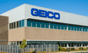GEICO, Florida ve Teksas'ta yeni ofisler açarak 2.000'den fazla istihdam
