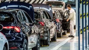 ABD ve Türkiye'deki otomobil güvenilirlik sıralamalarını karşılaştıran bu içerikte, iki