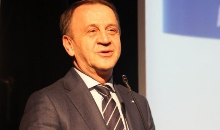 Özcan Işıklar Kimdir? Eski Silivri Belediye Başkanı Hakkında Detaylar