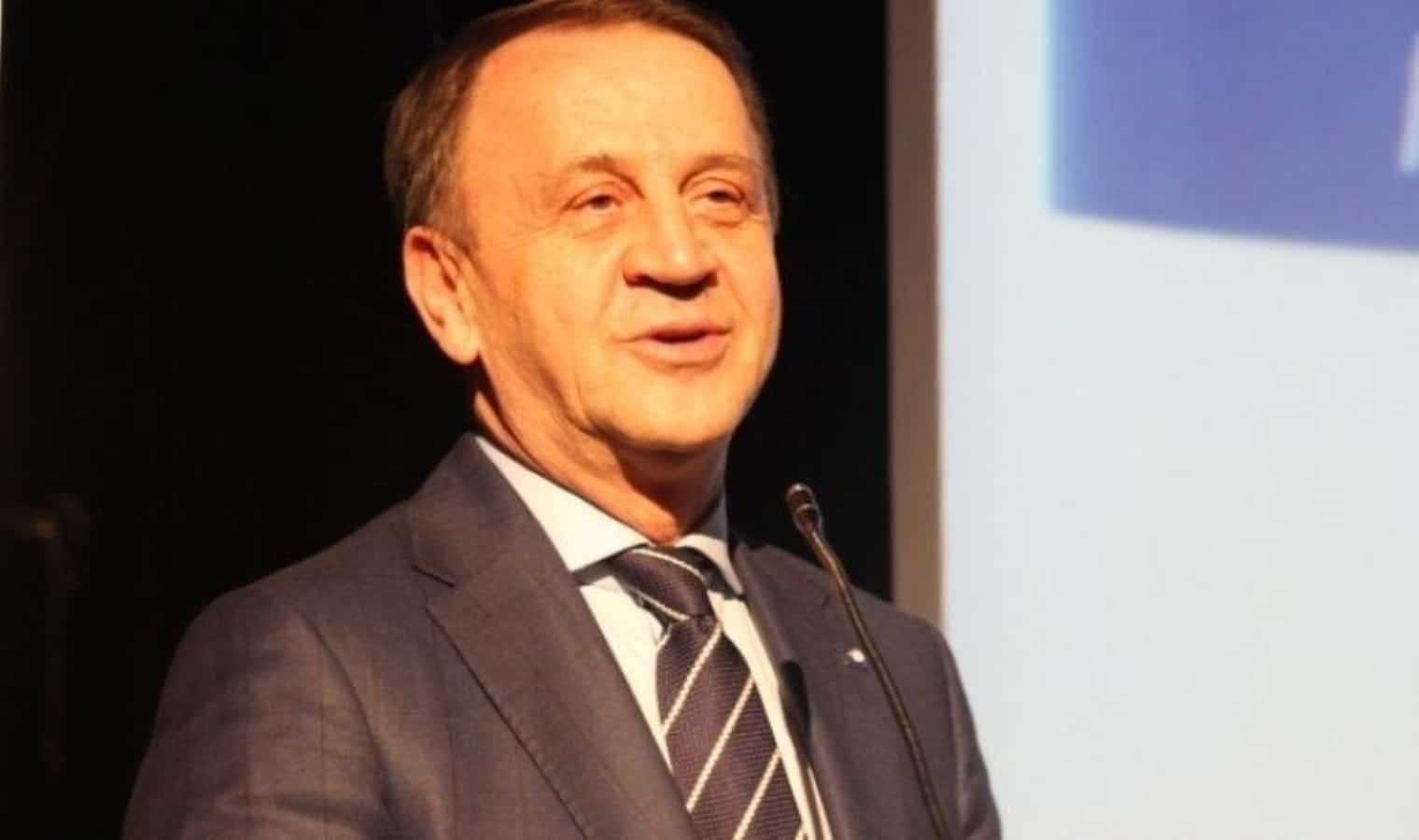 Özcan Işıklar Kimdir? Eski Silivri Belediye Başkanı Hakkında Detaylar