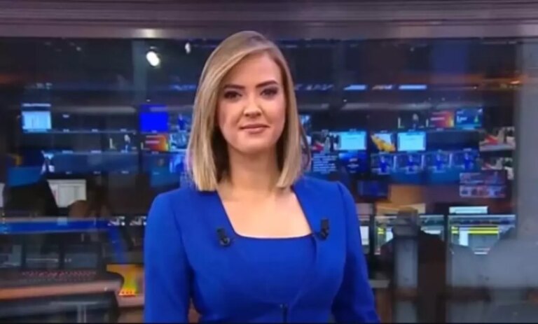 Simge Fıstıkoğlu Kimdir?