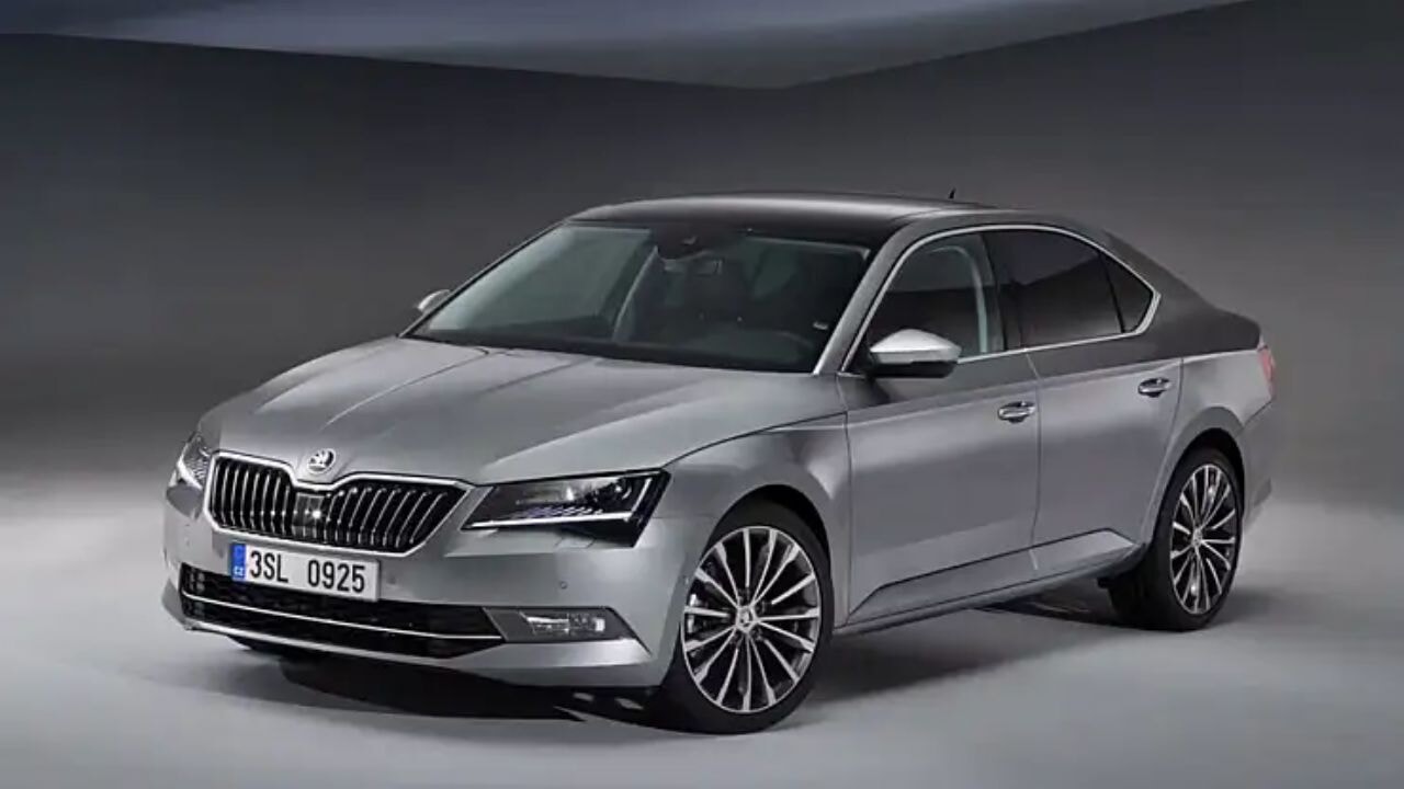 Skoda Superb: Sedan Segmentini Yeniden Tanımlıyor