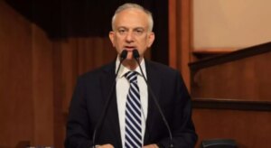 Zeynel Abidin Okul'un hayatı ve kariyeri hakkında detaylı bilgi edinin.