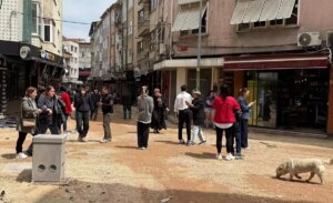 A powerful 6.2 magnitude earthquake jolts Istanbul, causing widespread concern.