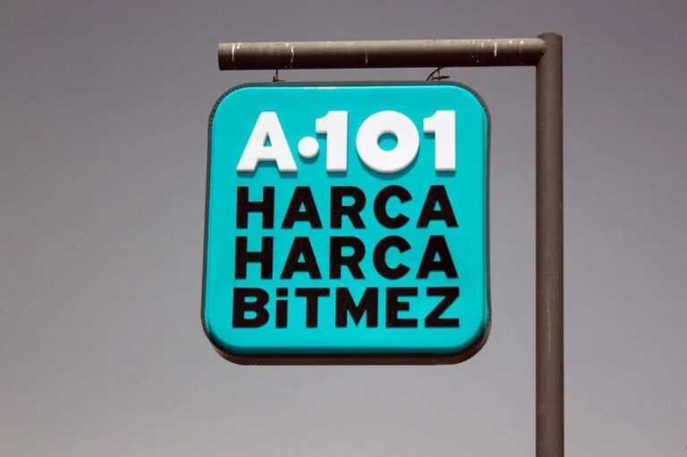 A101 Marketlerinde Aukey Üçlü Kablosuz Şarj Standı Satışı Başladı
