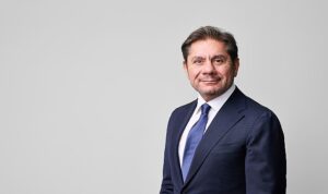 Akbank, Türk ekonomisine 750 milyon dolarlık sürdürülebilirlik sendikasyon kredisiyle güçlü