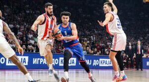 Anadolu Efes, uzatmada aldığı heyecan dolu zaferle taraftarlarını coşturdu. Unutulmaz