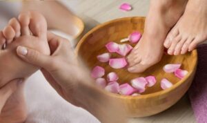 Ayak sağlığınız için ayaklarınızı ne sıklıkla yıkamanız gerektiğini öğrenin. Doğru