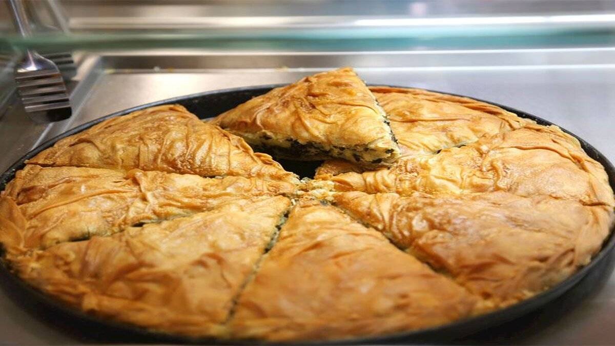 Bir dilimi yetmez: Arnavut böreği tarifi