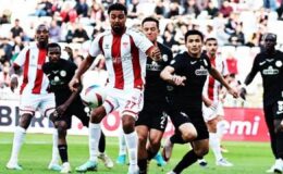 Çaykur Rizespor ve Sivasspor Maçında İlk Yarı Sona Erdi