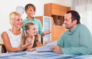 Çocuklarda rotavirüs ishallerinin belirtileri, tedavi yöntemleri ve aşılama hakkında bilgilendirici