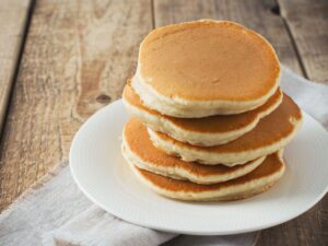Discover the perfect recipe for delicious pancakes tailored for two.