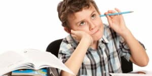 Dikkat eksikliği ve hiperaktivite bozukluğu, çocukluk çağında sıkça görülen bu