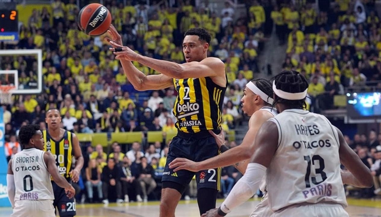 Fenerbahçe Beko, Paris Basketbol Karşısına Galibiyet İçin Çıkıyor