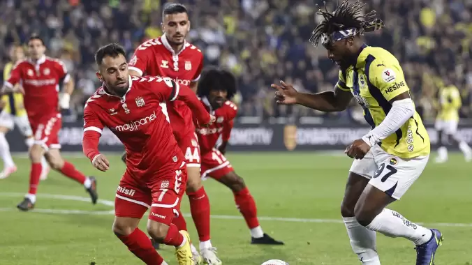 Fenerbahçe’de 6 futbolcu kart sınırında
