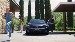 Honda Civic, C sedan segmentinin öncüsü olarak şıklığı ve performansı
