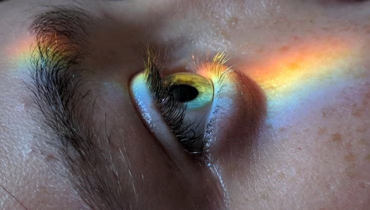 Innovative Artificial Color Perception: The ‘Olo’ Phenomenon