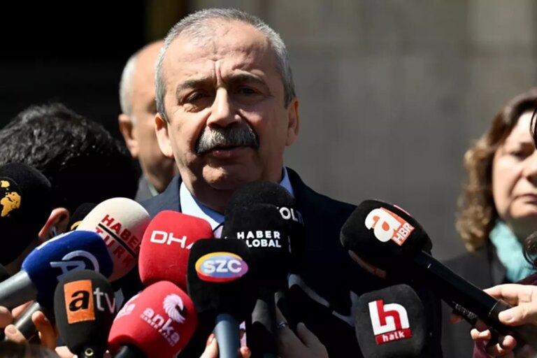 İşte Sırrı Süreyya Önder’in son durumu