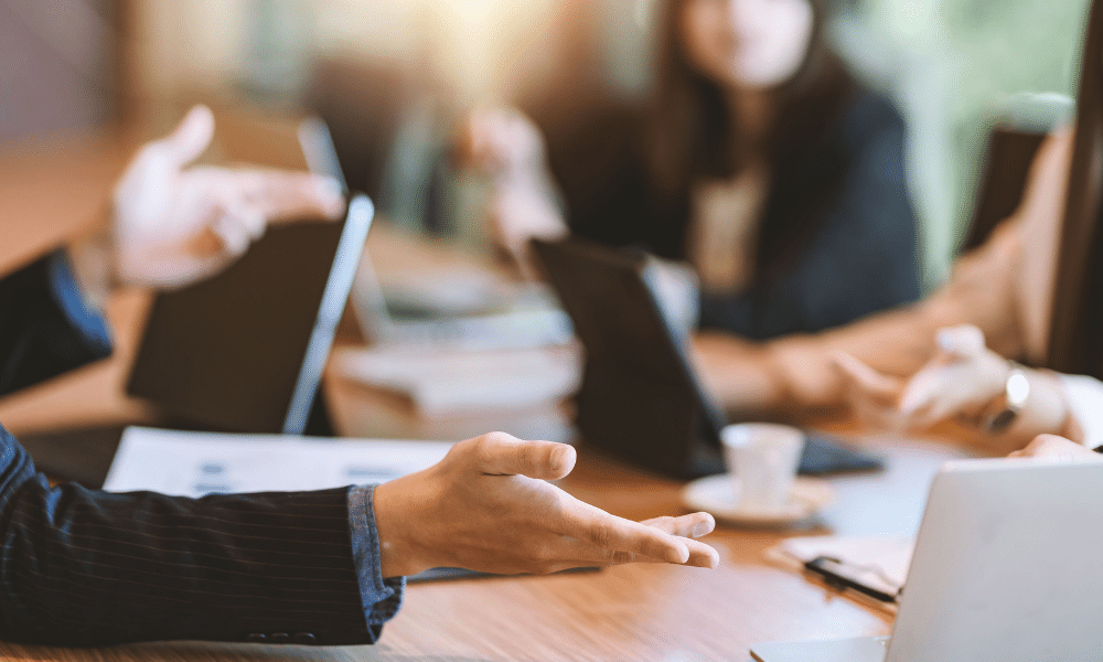 Japon Hayat Sigortacıları: Piyasa Koşulları ve Yatırım Stratejilerindeki Yenilikler