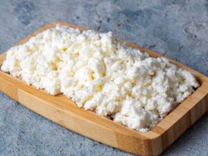 Lezzetli ve kolay Keçi Loru tarifiyle sofralarınıza doğal ve sağlıklı