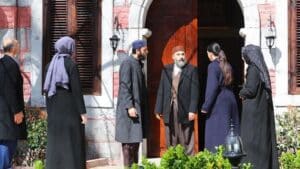 Kızıl Goncalar'ın yeni bölümü bu akşam var mı? Şimdi öğrenin!