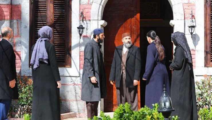 Kızıl Goncalar bu akşam var mı, yok mu? Kızıl Goncalar yeni bölüm ne zaman? 14 Nisan Pazartesi Now Tv yayın akışı…