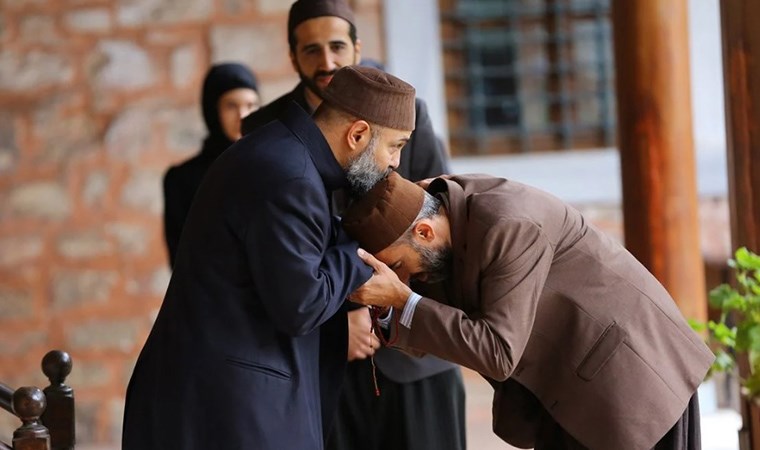 <strong>Kızıl Goncalar Dizisi 44. Bölümde Neler Oldu?</strong>“></p>
<h2><span class=
