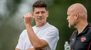 Explore Mario Gomez's potential return to Bayern Munich as Director