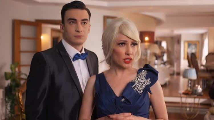 <b>Nalan Filmi Oyuncuları</b>“></p>
<p><img decoding=