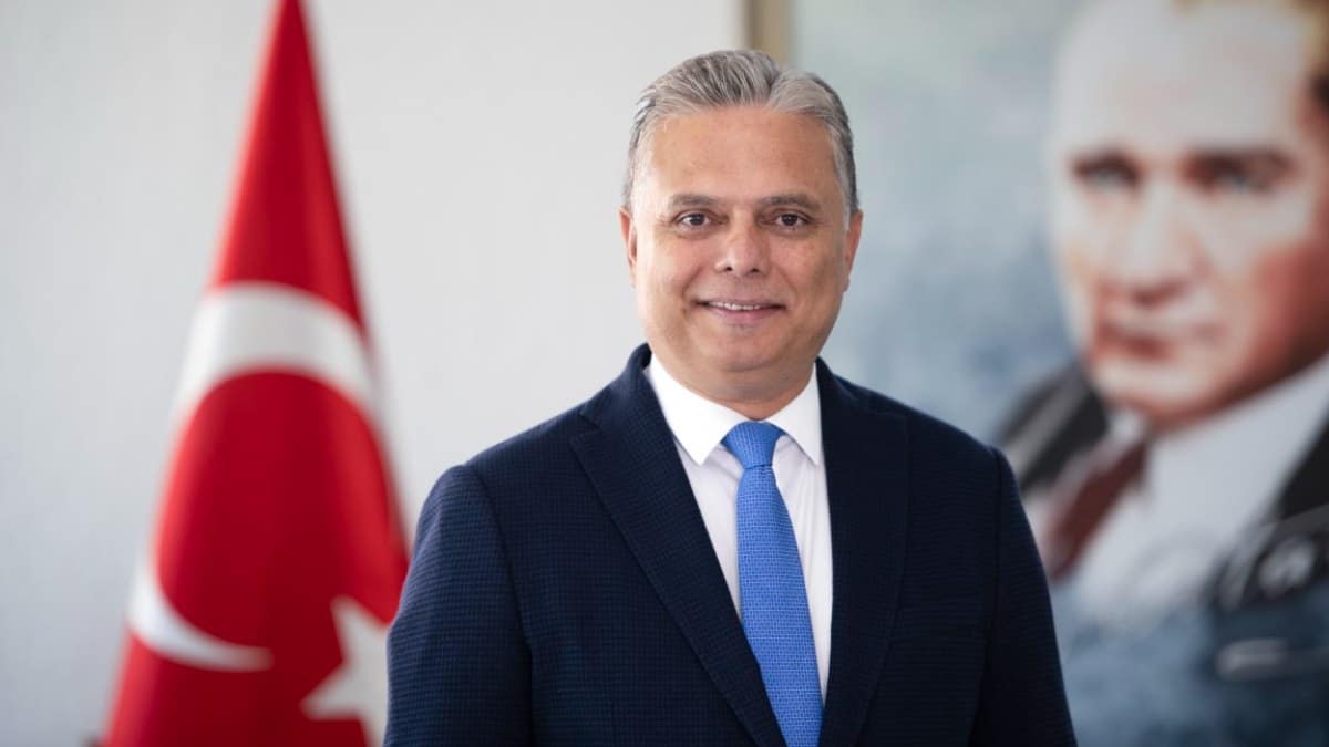 Özgür Özel’e Meydan Okuma: Ümit Uysal Kurultay Adaylığını Duyurdu