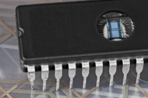 ROM bellek nedir, nasıl çalışır ve hangi amaçlarla kullanılır? Bilgisayar