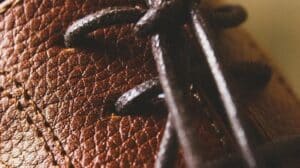 Rüyada ayakkabı hediye almak ne anlama gelir? Bu rüyanın anlamı