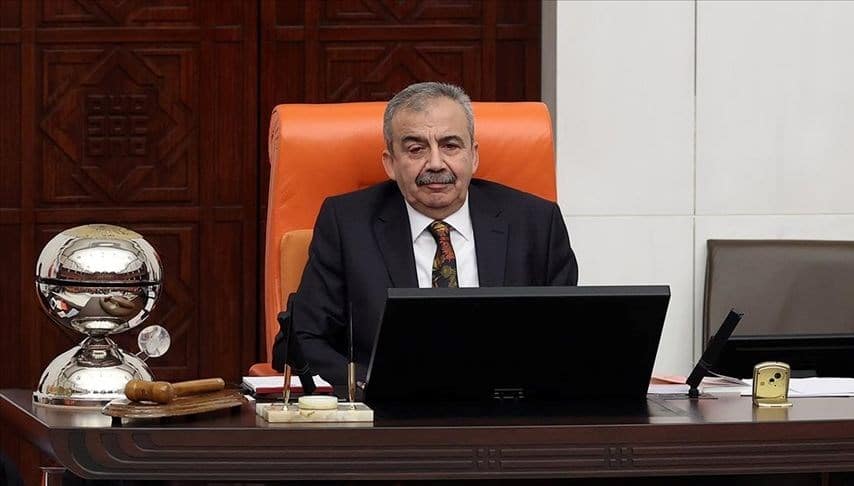 Sırrı Süreyya Önder kalp rahatsızlığı nedeniyle ameliyata alındı