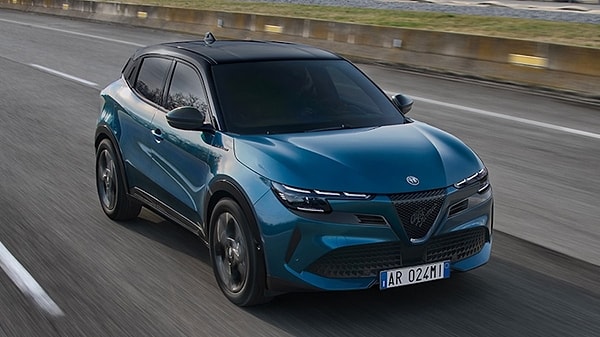 Alfa Romeo Junior Elettrica Fiyat Listesi Mayıs 2025