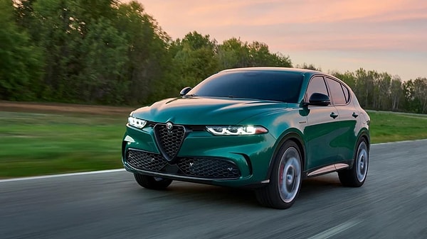 Alfa Romeo Junior Ibrida Fiyat Listesi Mayıs 2025