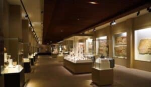 Anadolu Medeniyetleri Müzesi'nde tarihin izinde büyüleyici bir yolculuğa çıkın. Eşsiz