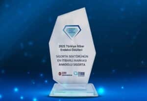 Anadolu Sigorta, Türkiye'nin En İtibarlı Şirketi Ödülü'nü kazanarak sektördeki liderliğini