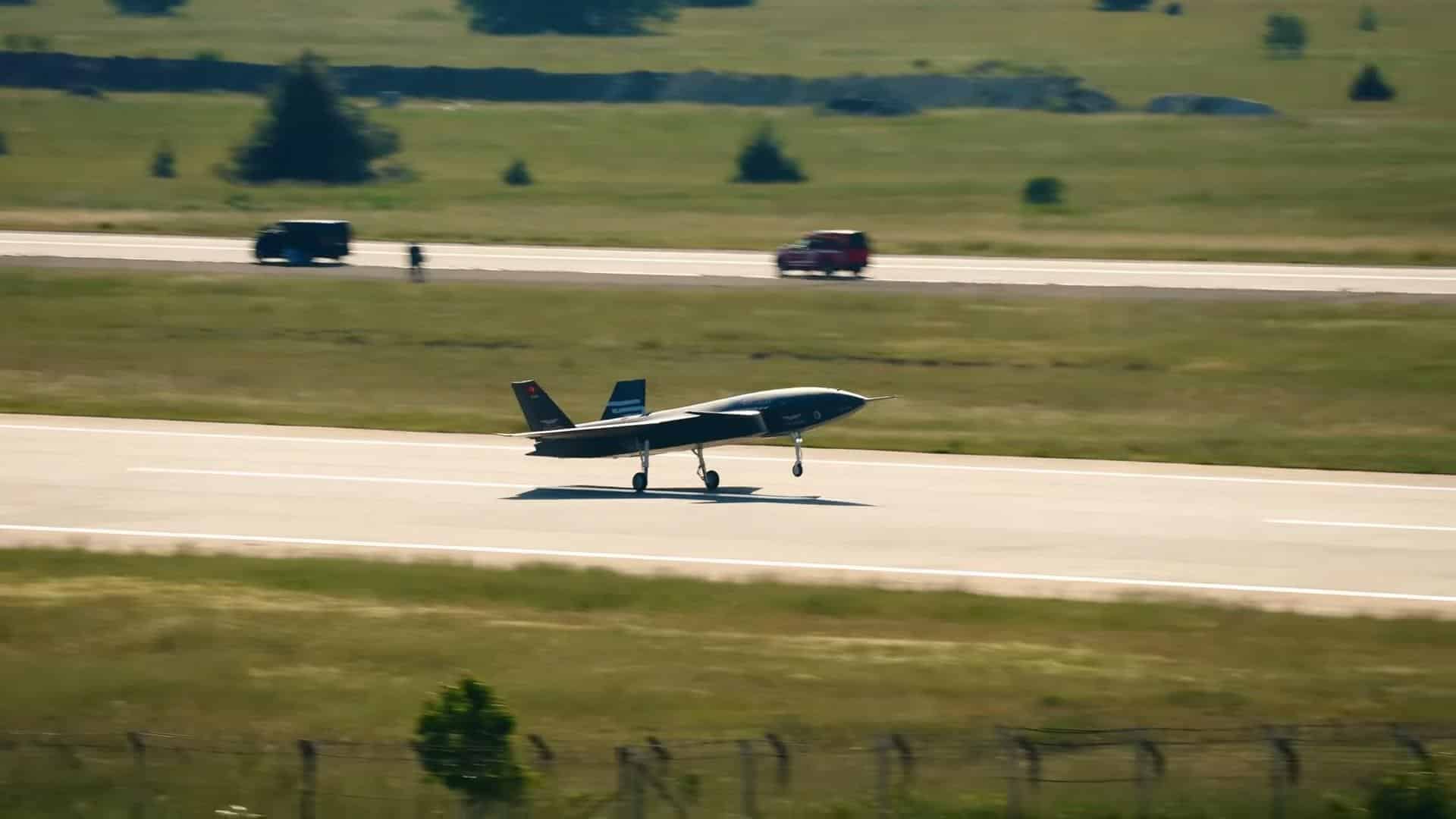 Bayraktar Kızılelma PT-4 Prototype Flight Tests Begin