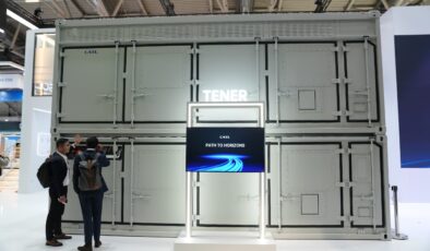 CATL Unveils Advanced 9 MWh Energy Storage System