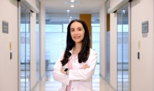 Dondurmanın ağız ve diş sağlığına etkilerini keşfedin. Serinletici tatlının faydaları