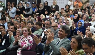 Kartepe Belediyesi KARMEK Yıl Sonu Sergisi: El Emeği Göz Nuru Eserler Göz Kamaştırıyor