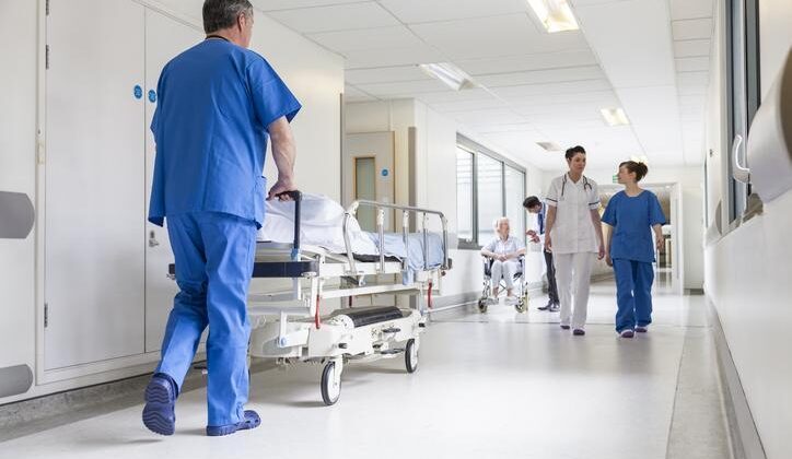 Klinik Destek Elemanı Ne İş Yapar?