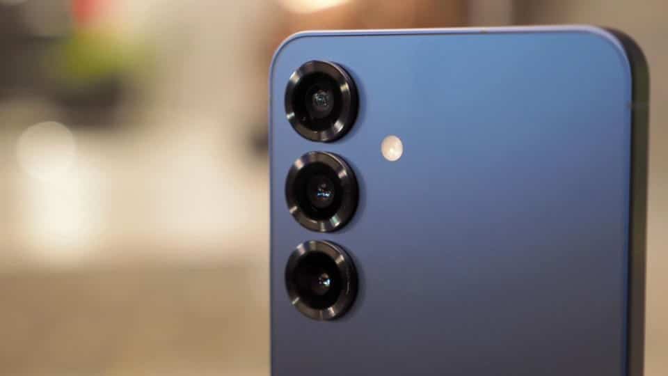 Discover how Samsung and GSMA collaborate to expand VoLTE globally,