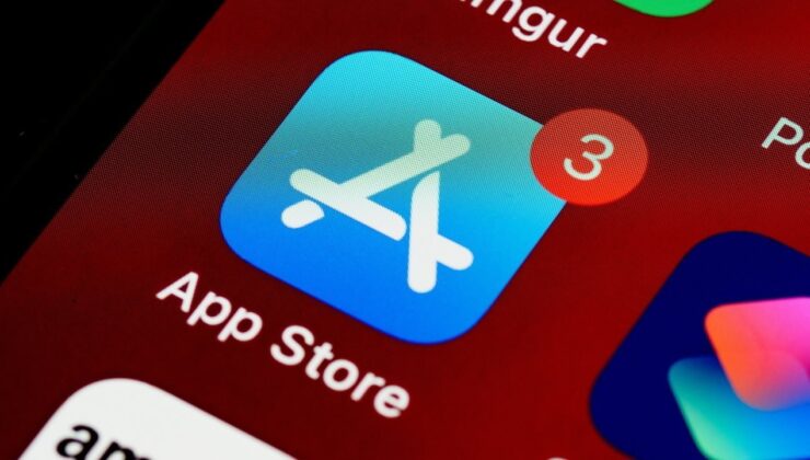 Tech Giants Unite Against Apple and Google’s App Store Dominance