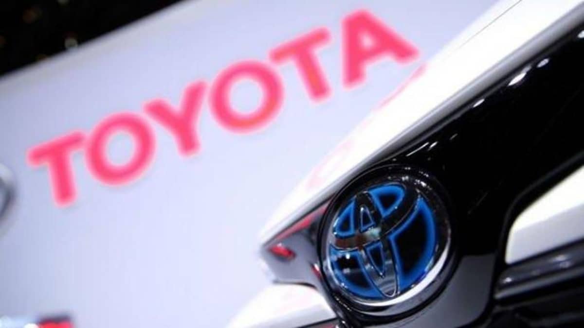 Toyota'nın kâr beklentilerini ve küresel risklerin otomotiv devi üzerindeki etkilerini