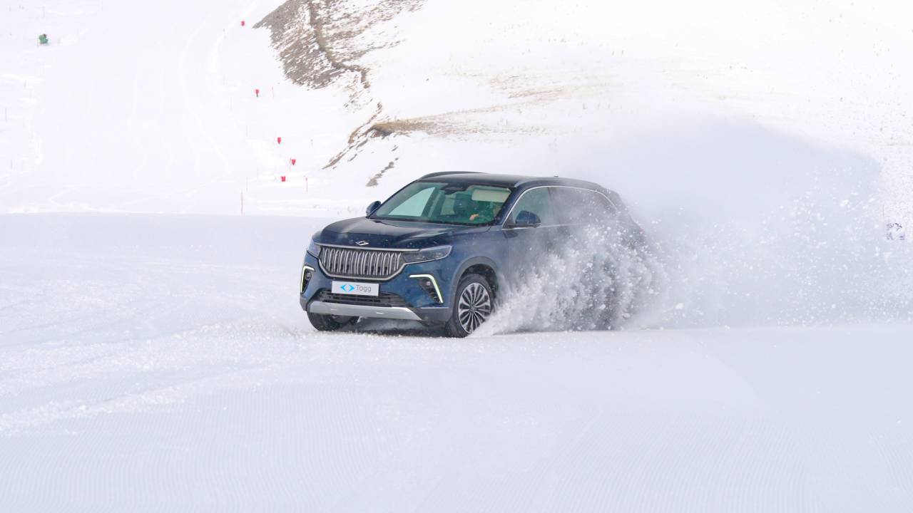 Türkiye’de Elektrikli Otomobil Satışlarında Yükseliş Devam Ediyor