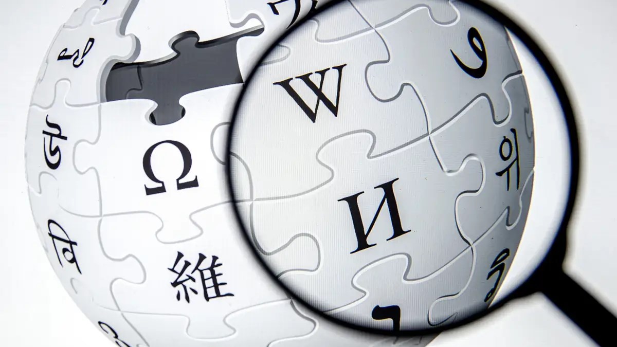Wikipedia Embraces AI to Support Volunteer Editors