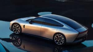 Xpeng'in yeni P7 Sedanı, cesur tasarımı ve üstün performansıyla dikkat